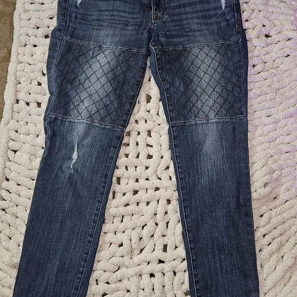 Express top and Express Jeans - Picture 10 of 11